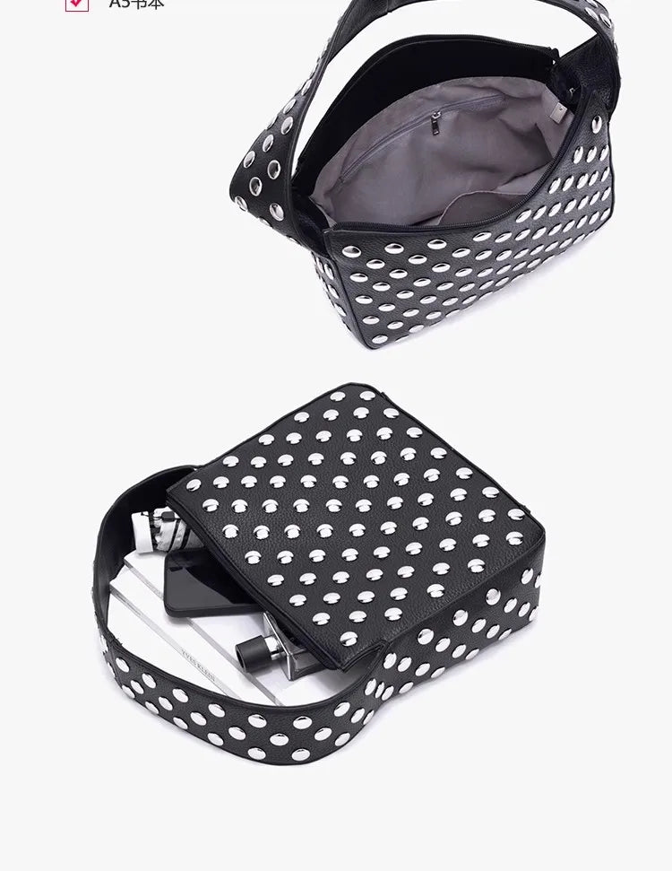 Studded handtas